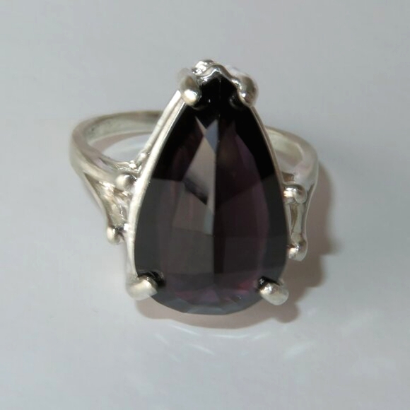 Natural Pear Top-Grade Purple Grape Spinel In Sterling Silver Ring, 7.41ct - Picture 12 of 17